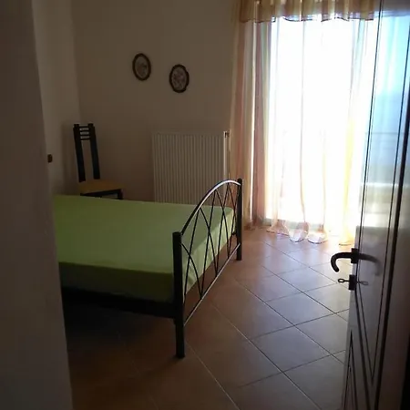 Nyaraló Anatoli Vatheia